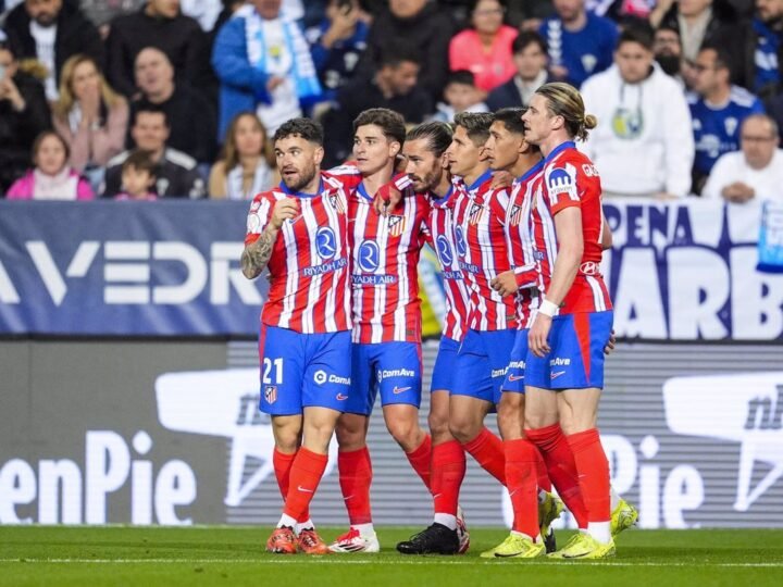 El Atlético de Madrid avanza a octavos en La Rosaleda.