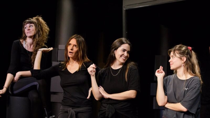 El Centro Dramático Nacional estrena ‘GRRRL’, un rugido de resistencia femenina.