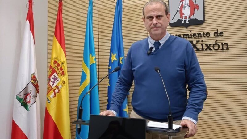 El PSOE solicita apoyo del Gobierno local para el transporte público