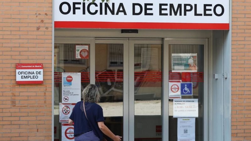 El desempleo disminuyó en 11.501 personas en Canarias en 2024.