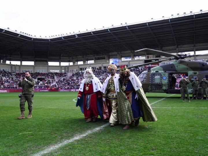 El helicóptero de los Reyes Magos llegará a Logroño el domingo.