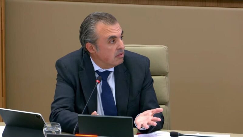 El piloto de elección de idioma se ofrece nuevamente en medio de negociaciones con Vox.