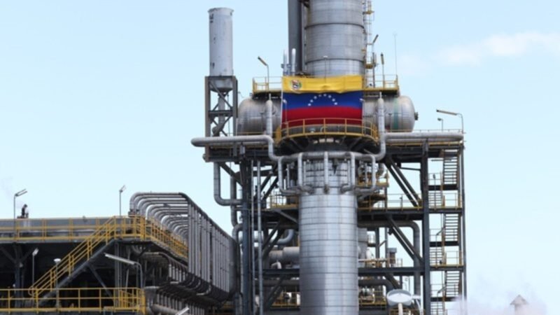 Expertos venezolanos analizan la posición de Donald Trump sobre el petróleo