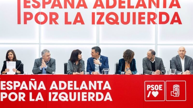 Ferraz agradece dimisión de Espadas y Tudanca en PSOE Andalucía y CyL.