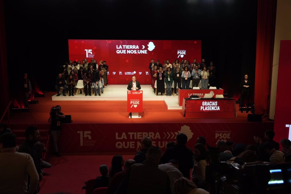 Gallardo promete luchar contra el Gobierno del PP y Vox en la región.