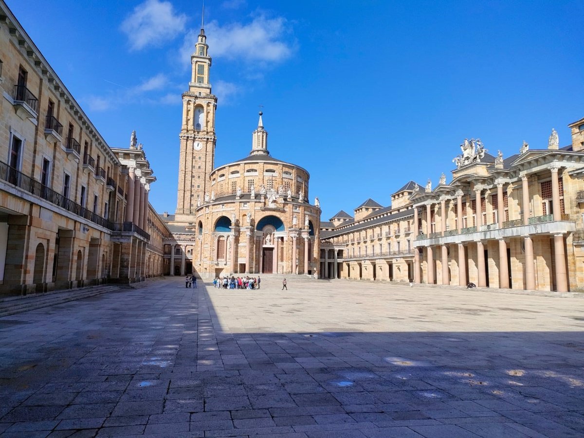 Geoda Pulpí, Universidad del Trabajo de Gijón y grabados rupestres de La Palma, Patrimonio Mundial