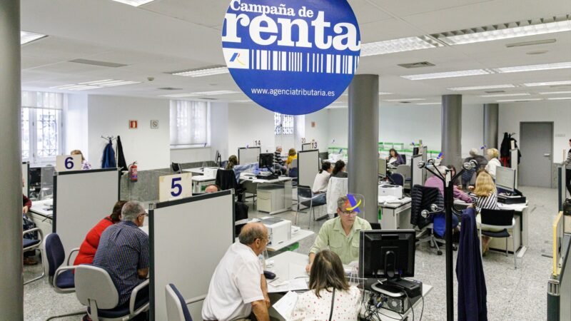 Hacienda suspende pagos de devoluciones IRPF por pensiones.