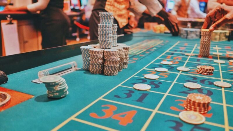 Intento de legalizar casinos en Tailandia para impulsar turismo.