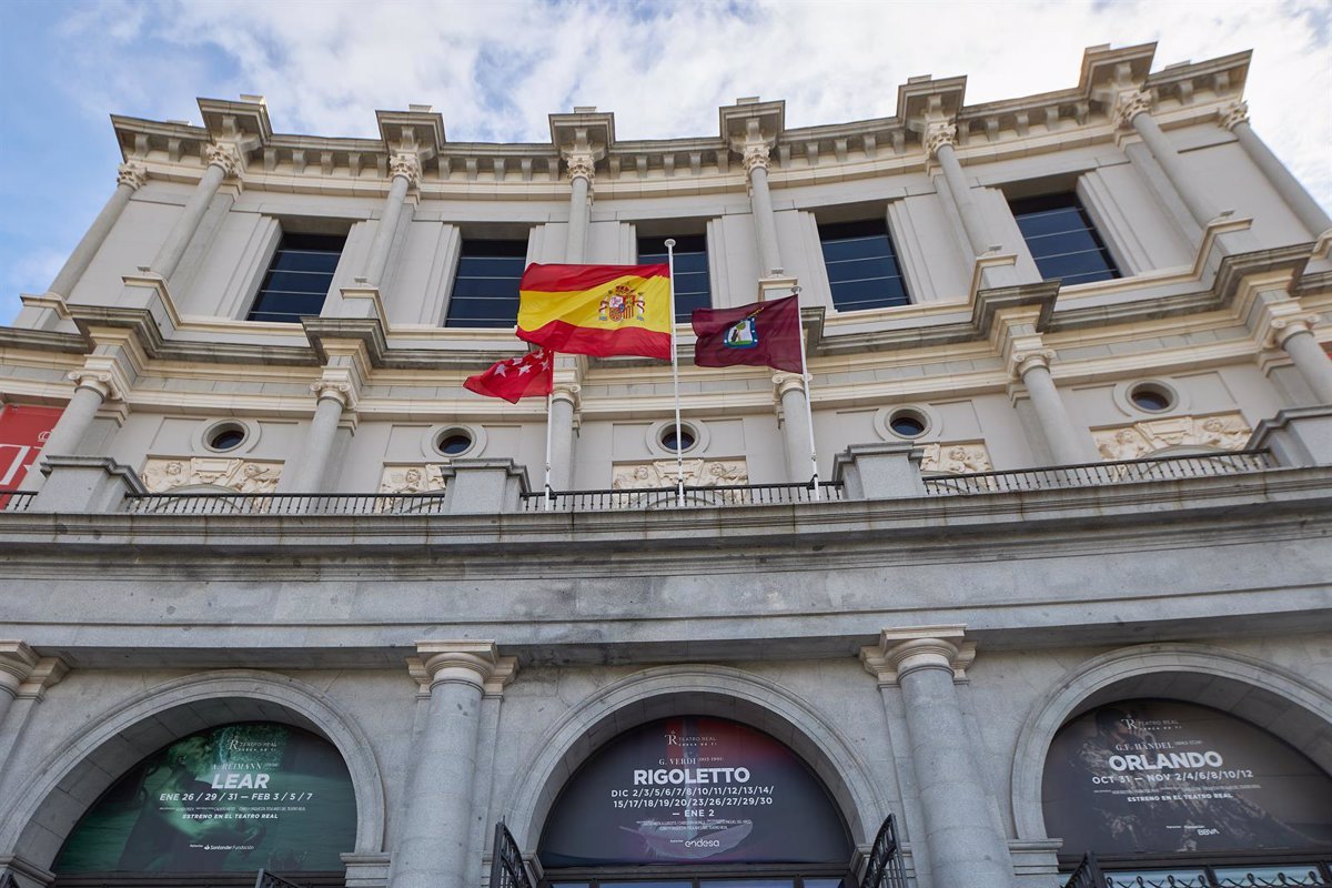 La Reina Sofía preside concierto «Stradivarius por la dana» en Teatro Real.