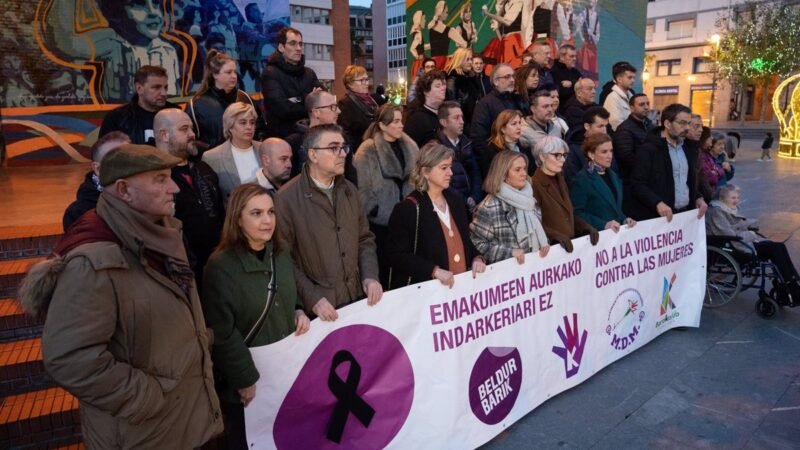 Manifestación en Barakaldo por «asesinato machista» de mujer de 84 años