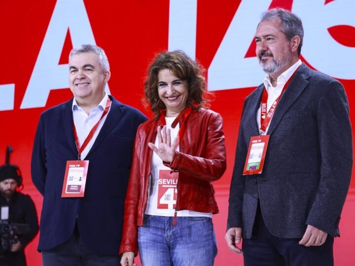 María Jesús Montero presenta en Sevilla su precandidatura a la Secretaría General del PSOE-A