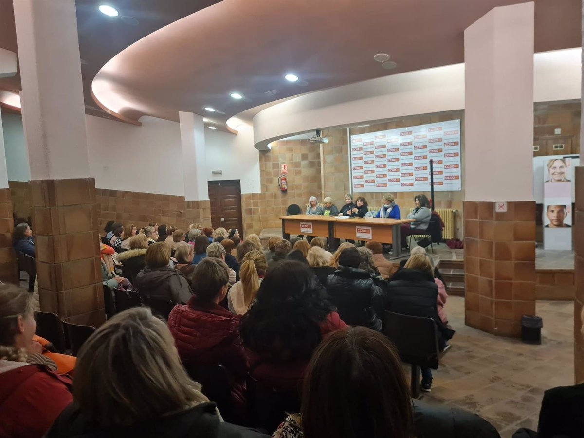 Protestas continuarán en el servicio de ayuda a domicilio del Ayuntamiento de Zaragoza