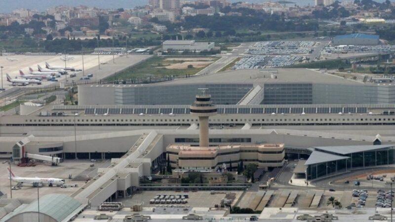 Récord de pasajeros en el Aeropuerto de Palma: 33,3 millones en 2023, un 7% más.