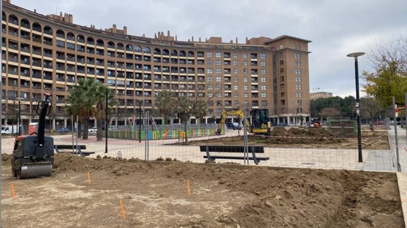 Remodelación de jardines en plaza Emilio Alfaro por Ayuntamiento de Zaragoza