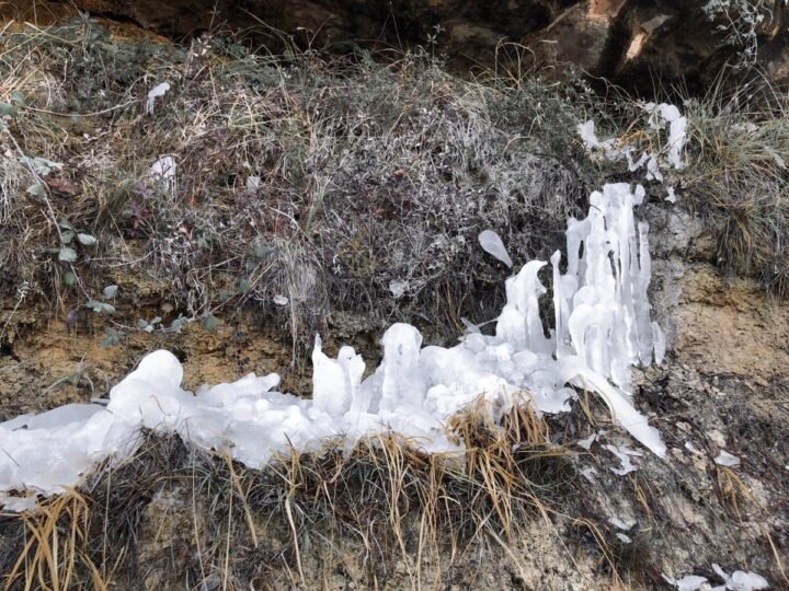 Temperaturas gélidas en Salvatierra (Álava)