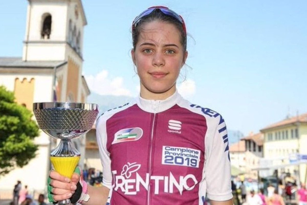 Trágica muerte de Sara Piffer, joven ciclista italiana de 19 años.