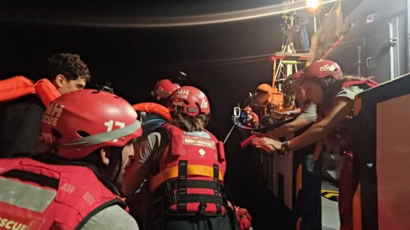 Aita Mari rescata a 125 personas en el Mediterráneo